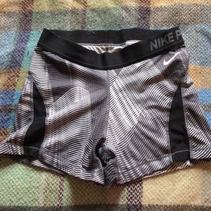 3” Nike Pros